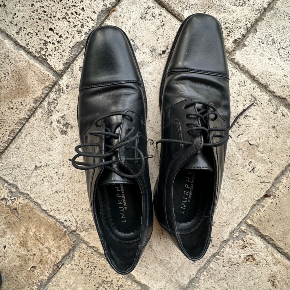 Johnston & Murphy Black Leather Square-Toe Lace-Up Dress Oxfords